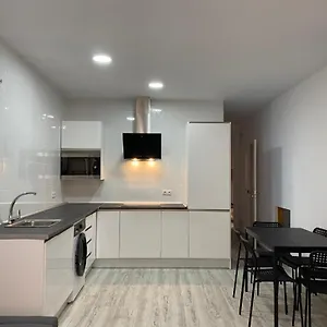malaga-inn-apartaments.hotelsinnerja.org/